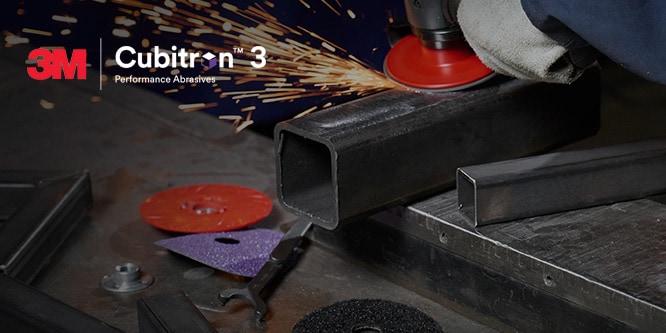 ภาพการขัดและการเตรียมสำหรับการทาสีบนเหล็กอ่อน
