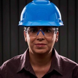 3M™ SecureFit™ H-Series Hard Hat in use