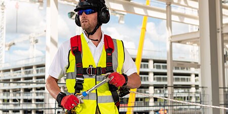ภาพของ 3M™ Protecta Vest-Style Harness
