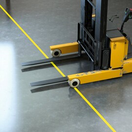 3M Floor Marking Tapes เทปตีเส้นพื้น