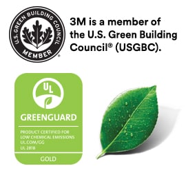 ตราสมาชิกสภาอาคารสีเขียวแห่งสหรัฐอเมริกาและถัดจากใบรับรอง GreenGuard Gold